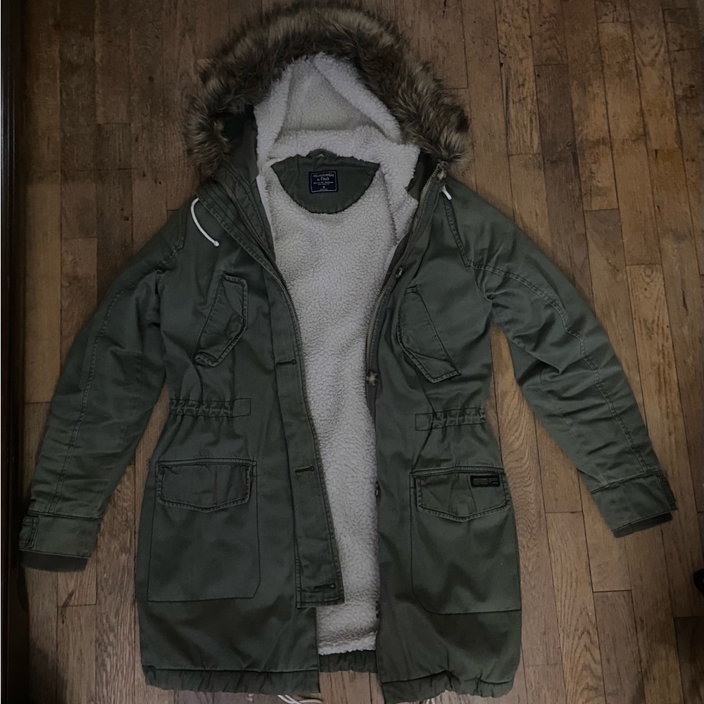 Abercrombie & Fitch Green Utility Jacket with Faux Fur Hood and Mid-Thigh Length